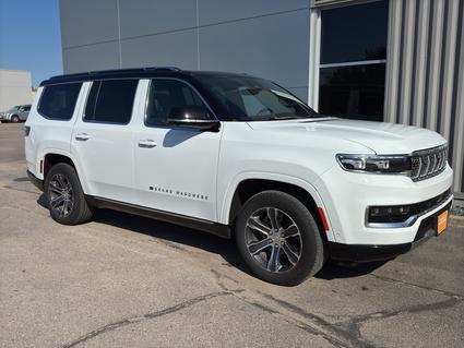 2023 Jeep Grand Wagoneer Winona MN