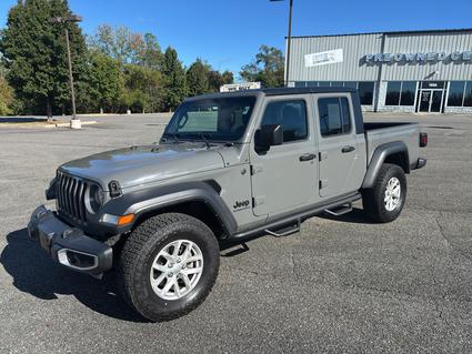 2023 Jeep Gladiator Bedford VA
