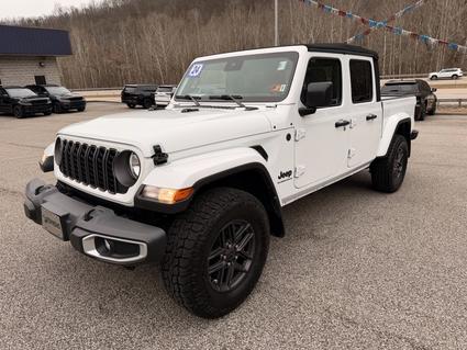2024 Jeep Gladiator Danville WV