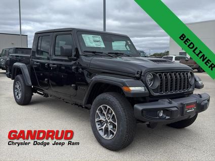 2026 Jeep Gladiator Green Bay WI