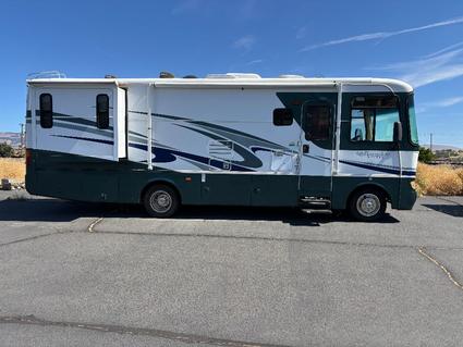 2005 MONACO MONARCH The Dalles OR