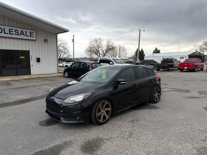 2014 Ford Focus Laurel  MT