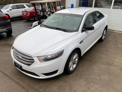 2015 Ford Taurus Hazel Green WI