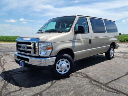 2013 Ford Econoline Wagon Watseka IL