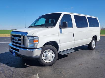 2014 Ford Econoline Wagon Watseka IL