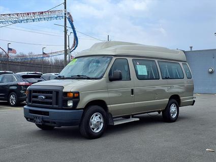 2013 Ford Econoline Wagon Woodhaven MI