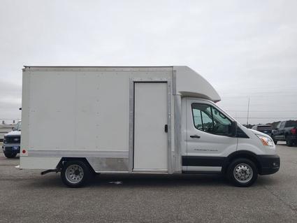 2020 Ford Transit Cutaway Winder GA