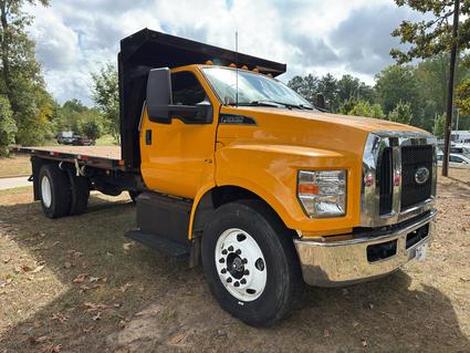 2023 Ford F-650 York SC