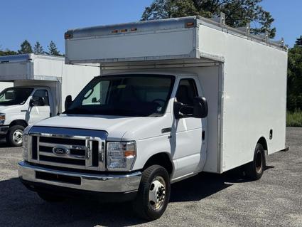 2018 Ford Econoline Patchogue NY