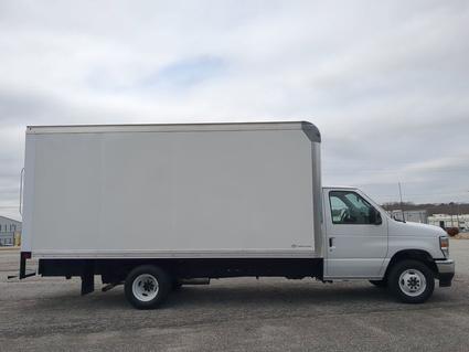 2026 Ford E-450 Super Duty Winder GA