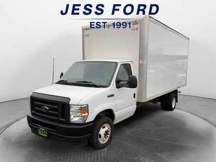 2024 Ford E-450 Super Duty Grand Coulee WA