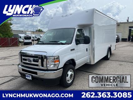 2025 Ford E-450 Super Duty Mukwonago WI