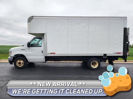 2021 Ford E-450 Super Duty Watseka IL