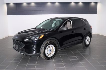 2022 Ford Escape Hybrid  