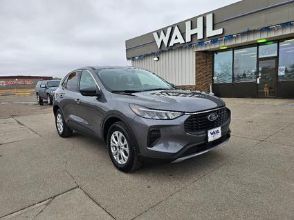 2023 Ford Escape Devil's Lake ND