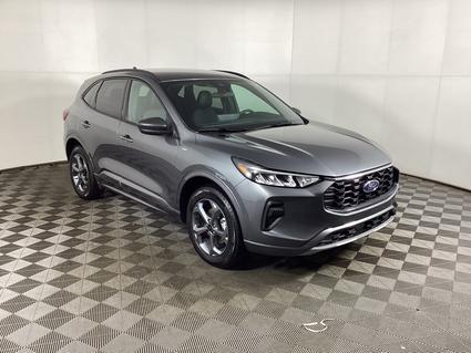 2024 Ford Escape Grandville MI