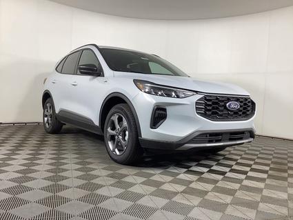 2025 Ford Escape Grandville MI