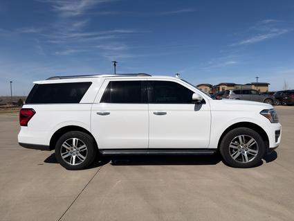 2022 Ford Expedition MAX Pierre SD