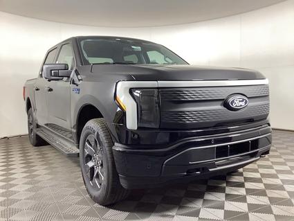 2025 Ford F-150 Lightning Grandville MI