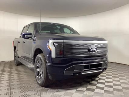 2025 Ford F-150 Lightning Grandville MI