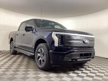 2025 Ford F-150 Lightning Grandville MI