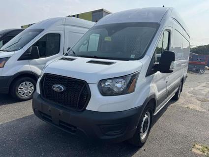 2022 Ford Transit Van Patchogue NY