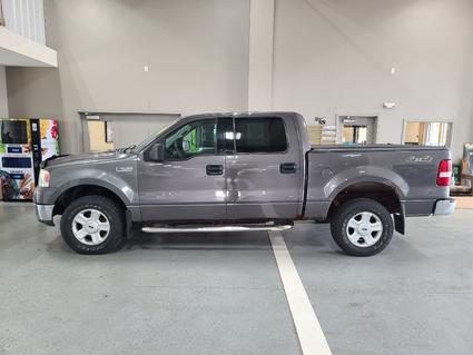 2004 Ford F-150 Manchester IA