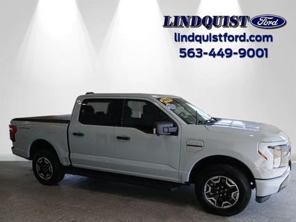 2023 Ford F-150 Lightning Bettendorf IA