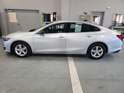2021 Chevrolet Malibu Manchester IA