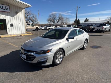 2022 Chevrolet Malibu Laurel  MT