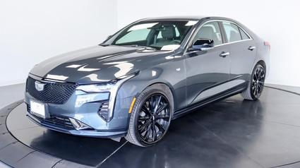 2022 Cadillac CT4  