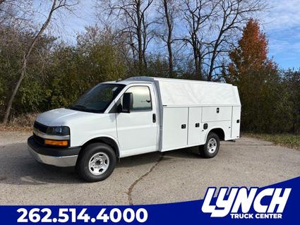 2025 Chevrolet Express Waterford WI
