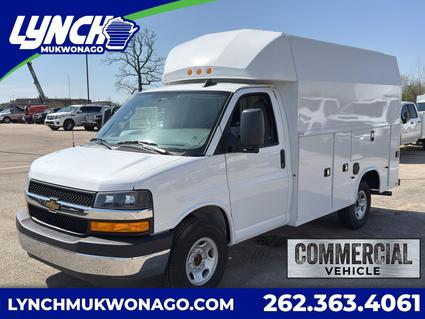 2025 Chevrolet Express Mukwonago WI