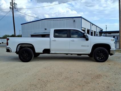 2022 Chevrolet Silverado Pleasanton TX