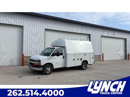 2025 Chevrolet Express Waterford WI