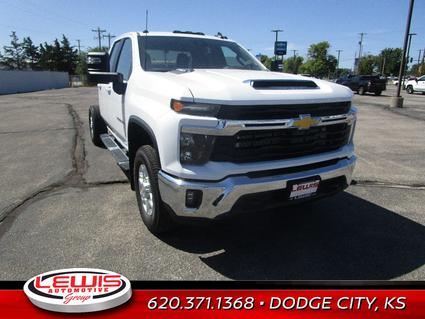 2025 Chevrolet Silverado Dodge City KS