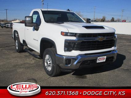 2025 Chevrolet Silverado Dodge City KS