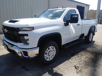 2025 Chevrolet Silverado Scott City KS