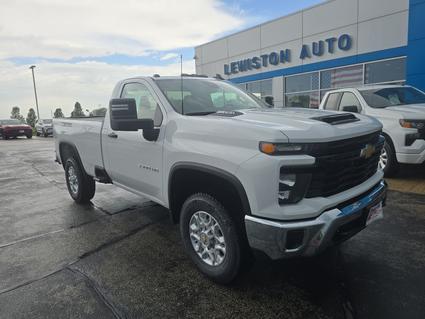 2025 Chevrolet Silverado Lewiston MN