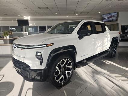 2025 Chevrolet Silverado EV Sebring FL
