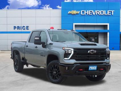 2026 Chevrolet Silverado Pleasanton TX
