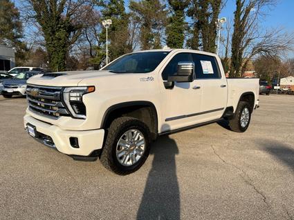 2025 Chevrolet Silverado Roanoke VA