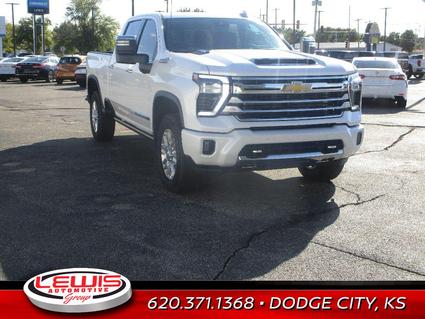 2025 Chevrolet Silverado Dodge City KS