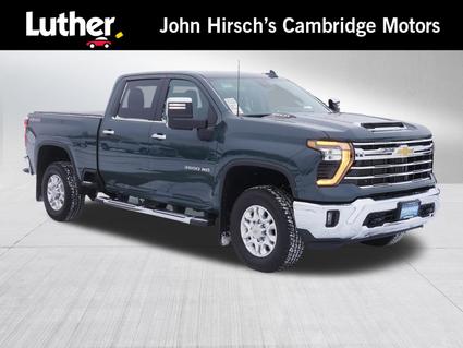 2025 Chevrolet Silverado Cambridge MN
