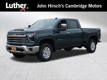 2025 Chevrolet Silverado Cambridge MN