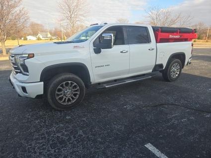 2024 Chevrolet Silverado O'Fallon IL