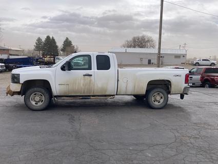 2010 Chevrolet Silverado Laurel  MT
