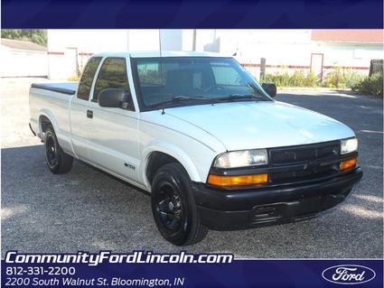 2001 Chevrolet S10 Bloomington IN