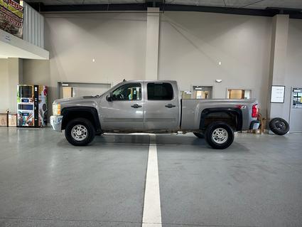 2008 Chevrolet Silverado Manchester IA