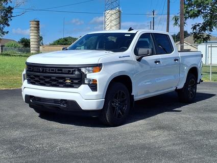 2025 Chevrolet Silverado La Vernia TX